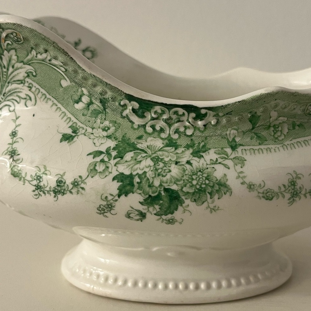 Vintage Johnson Brothers The Florentine Green Pattern  Gravy Boat England - Picture 2 of 15